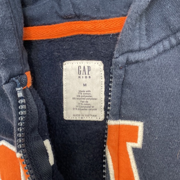 Gap zip up hoodie - boys size medium - Picture 2 of 2